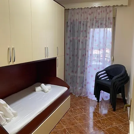 Apartament Milaj *